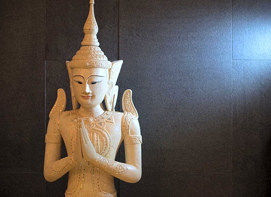 Soravit on Granville