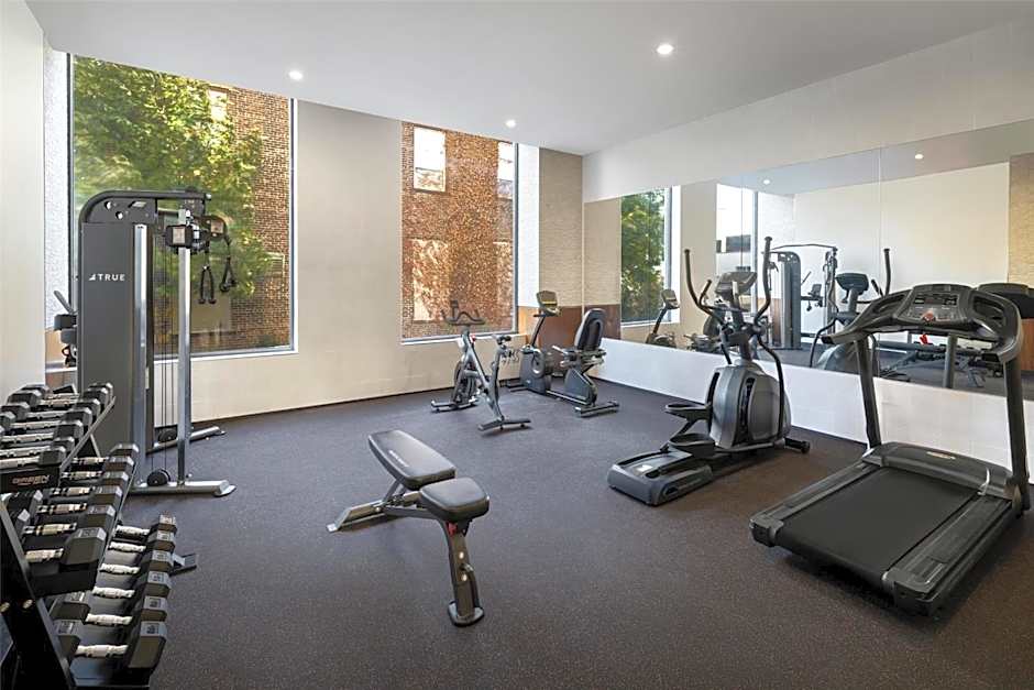 DoubleTree by Hilton Long Island City, NY