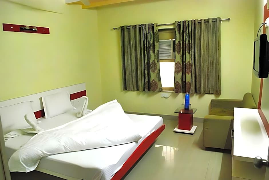 Hotel Ashapura Palace