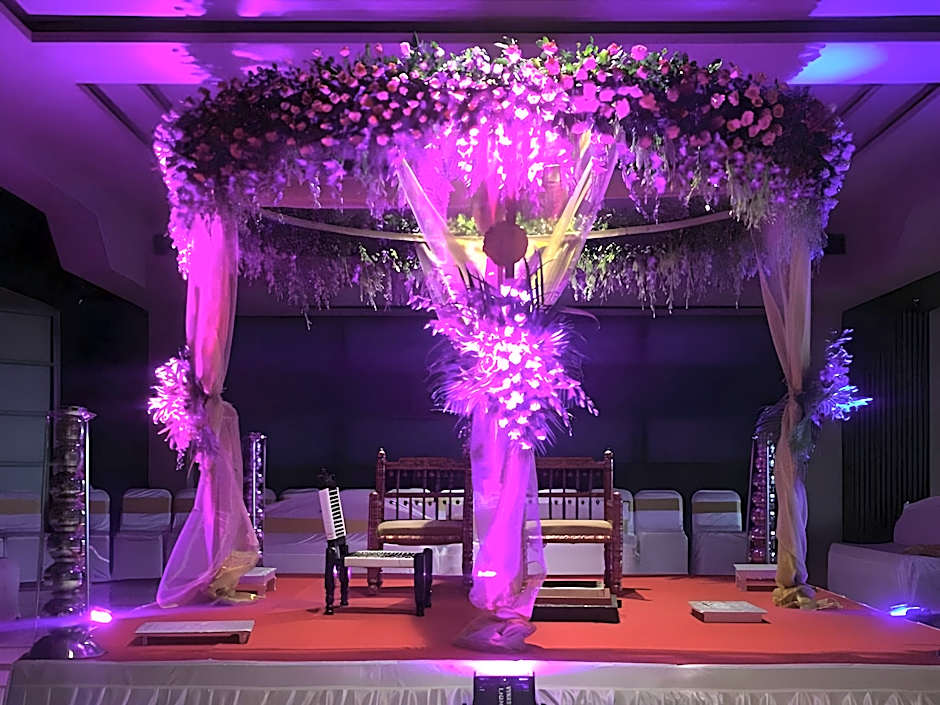 Five Petals Hotel & Banquets