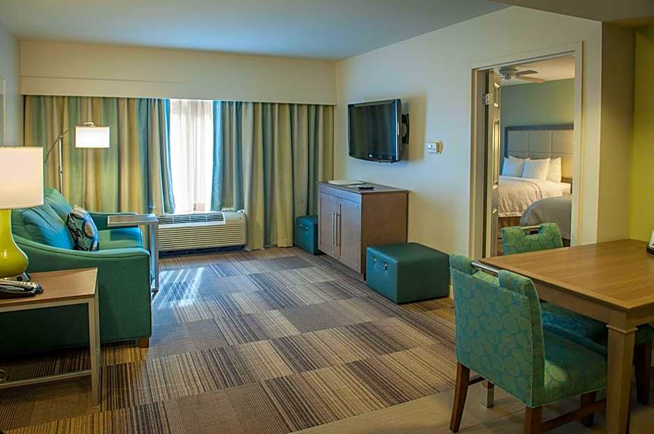 Hampton Inn By Hilton And Suites New Orleans-Elmwood