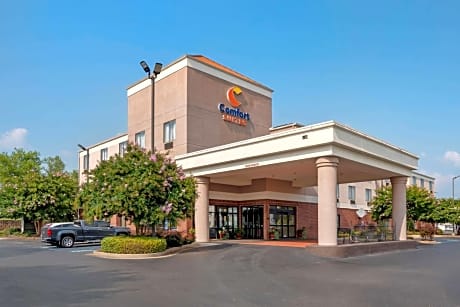 Comfort Suites Oxford I-20 exit 188