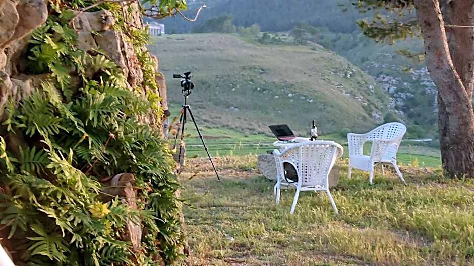 Helimos B&B with Segesta Temple view near Castellammare del Golfo