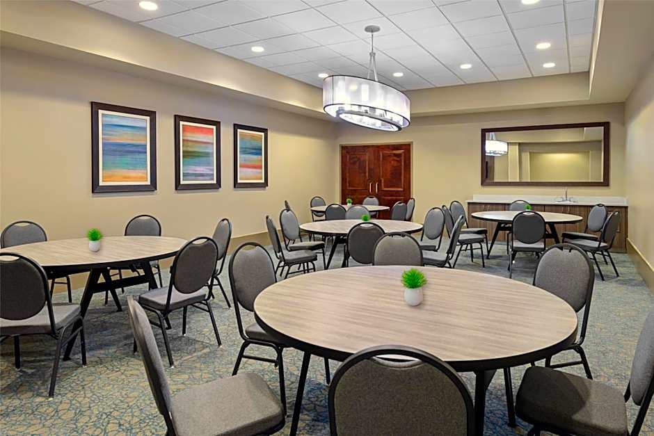 DoubleTree By Hilton Hotel West Palm Beach - Airport