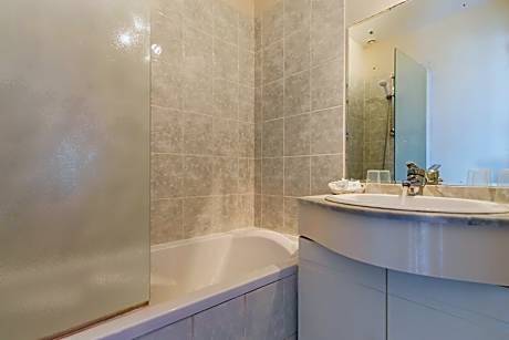 Family Room (4 people)