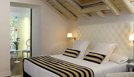 SUPERIOR ROOM (2 ADULTS)