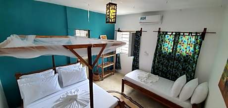 Triple Room with Pool View