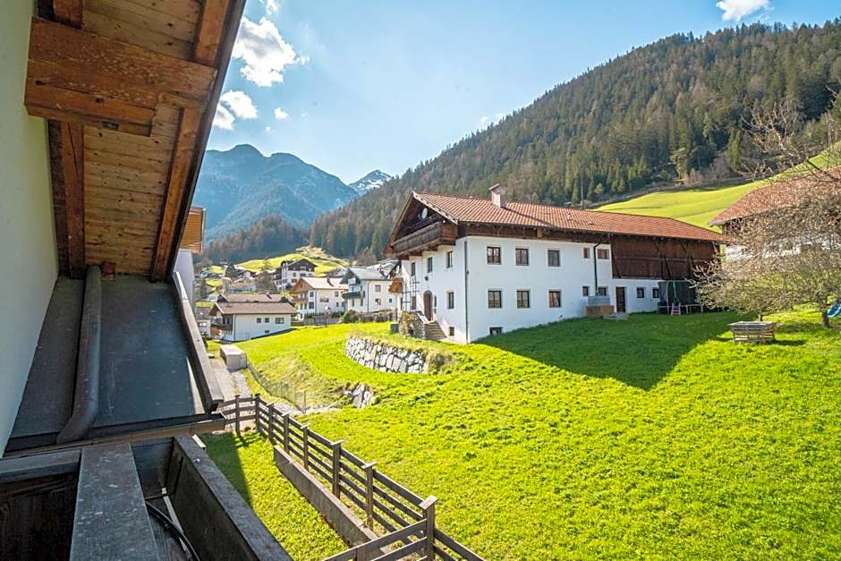 Alpen Gasthof Apartments Hohe Burg