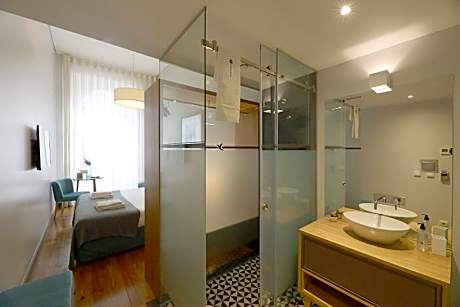 Double Room with View