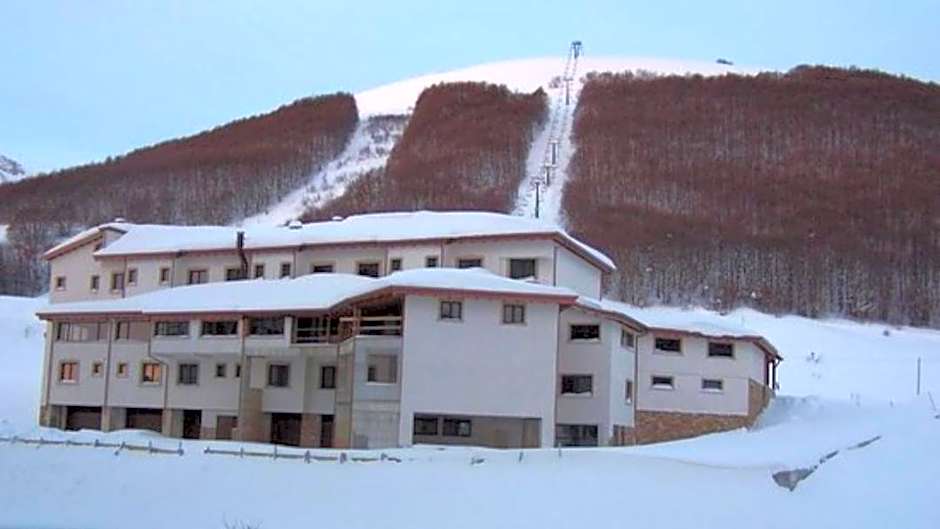 Il RIFUGIO DELLO SCIATORE RESIDENCE PARADISO