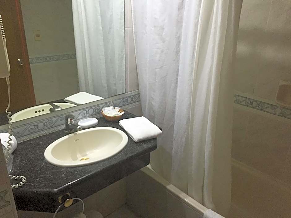 Crystal Palace Hotel