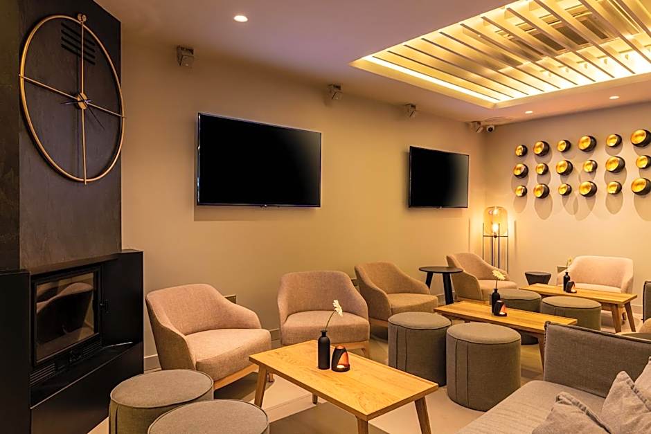 Liquid Hotel Apartments