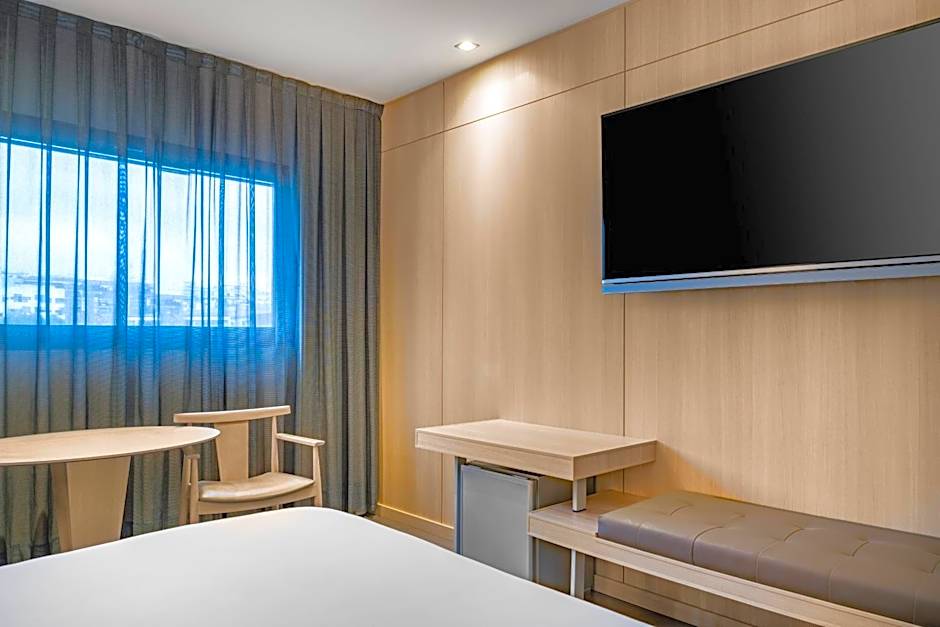 AC Hotel by Marriott Sants