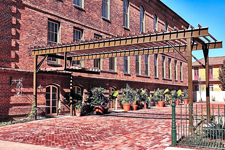 Hotel Peter and Paul