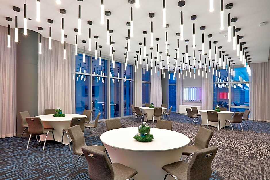 Aloft Chicago Mag Mile