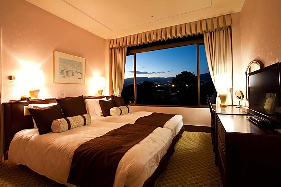 Gamagori Classic Hotel