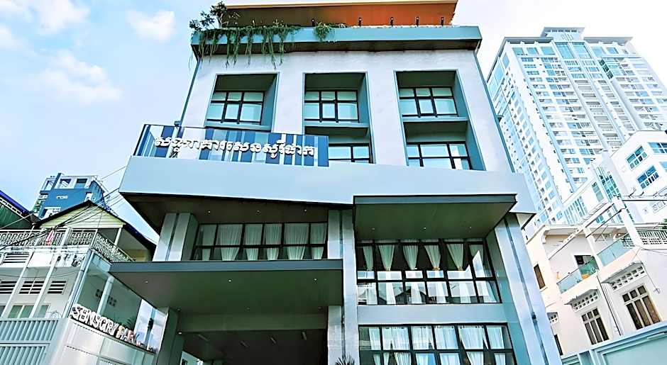 Sensory Park Urban Hotel