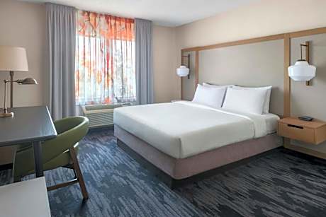 Large King Room - Hearing Accessible