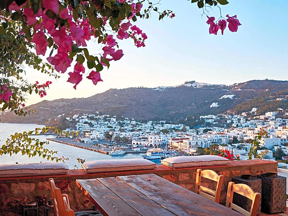 Patmos Eye Boutique Hotel & Villas