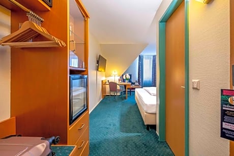 Standard Single Room with Single Bed