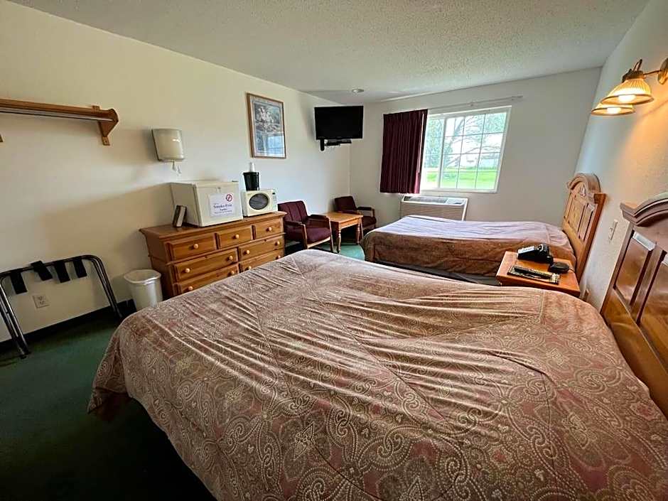 Red BUD Motel