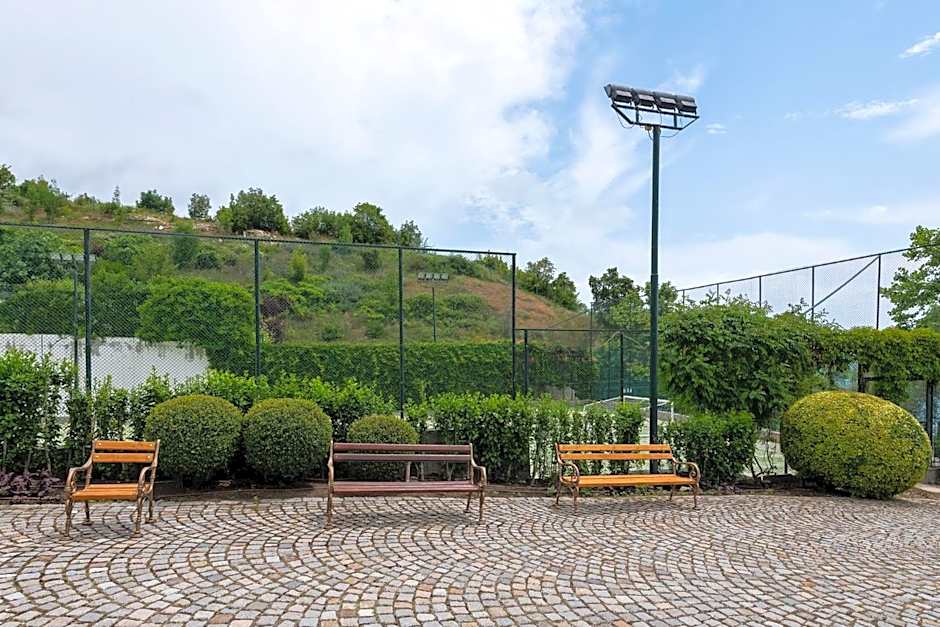 Garden of Eden Complex