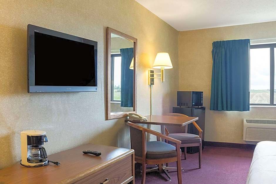 Rodeway Inn Wahpeton