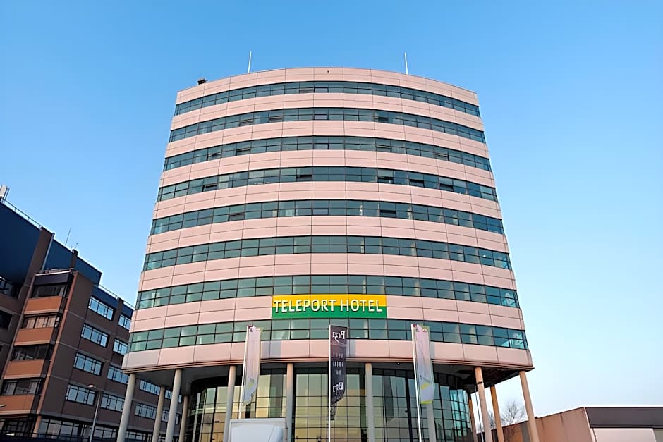 The Hague Teleport Hotel