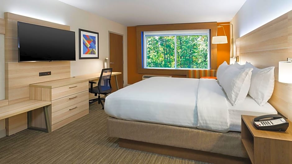 Holiday Inn Express & Suites Medina By IHG