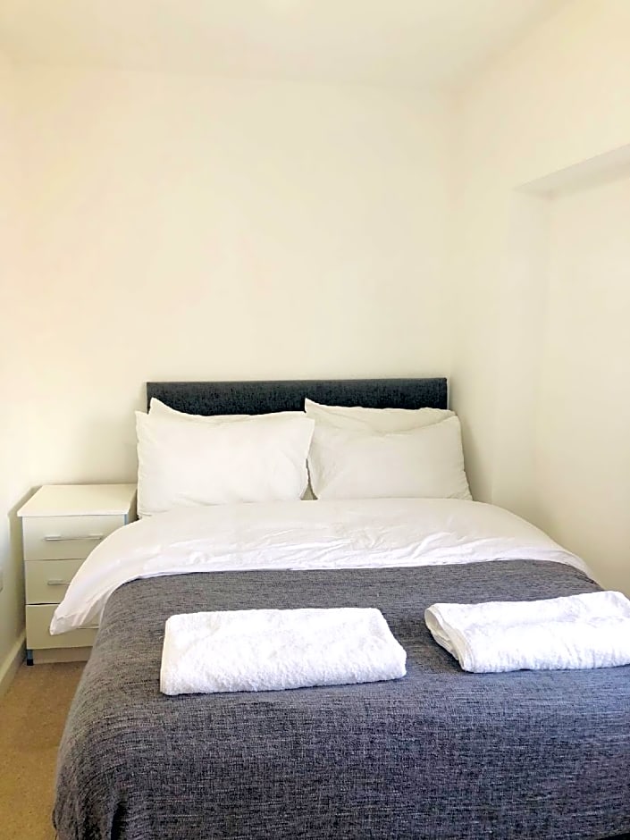 Showcase Apartments - Highcross House Apart Hotel