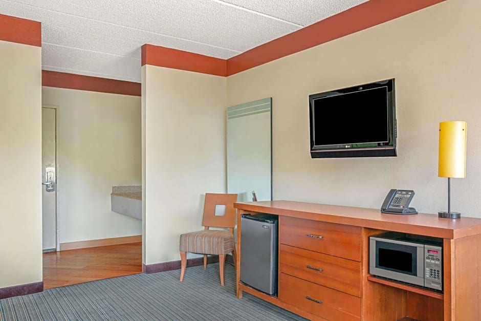 La Quinta Inn Ste Cutler Bay – Miami, FL