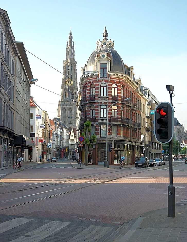 National City Apartments