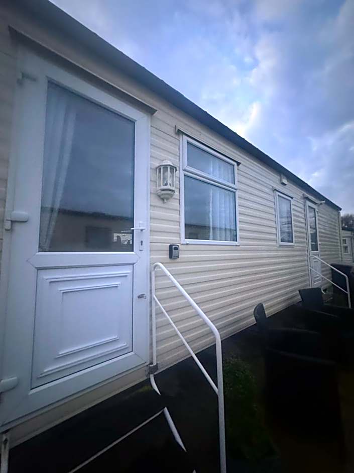 marine getaways caravan hire