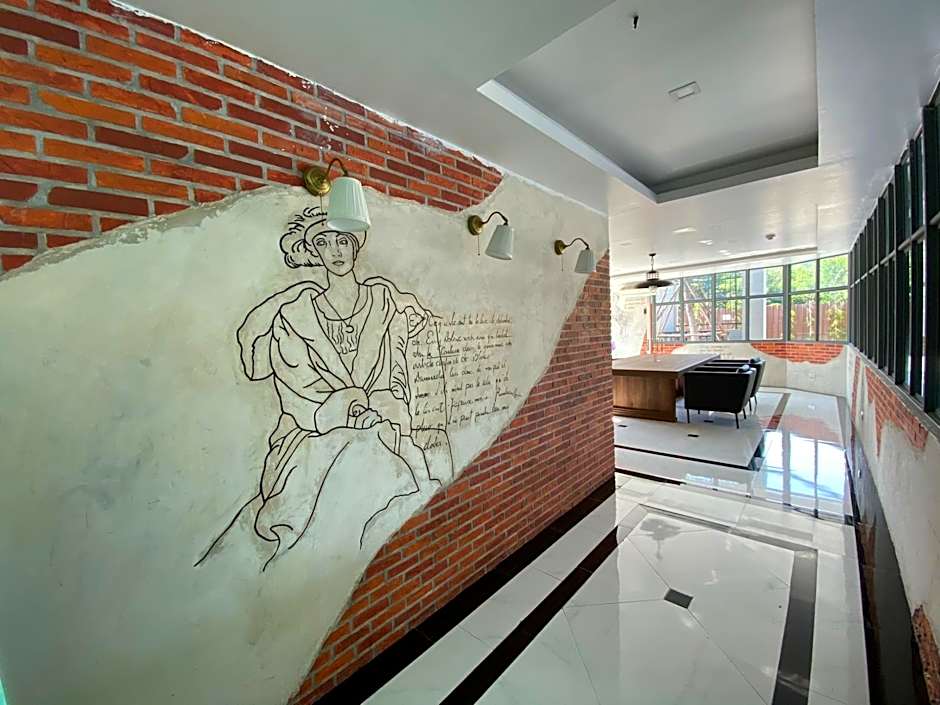 RQ Bangkok Sukhumvit 107 by Collection O