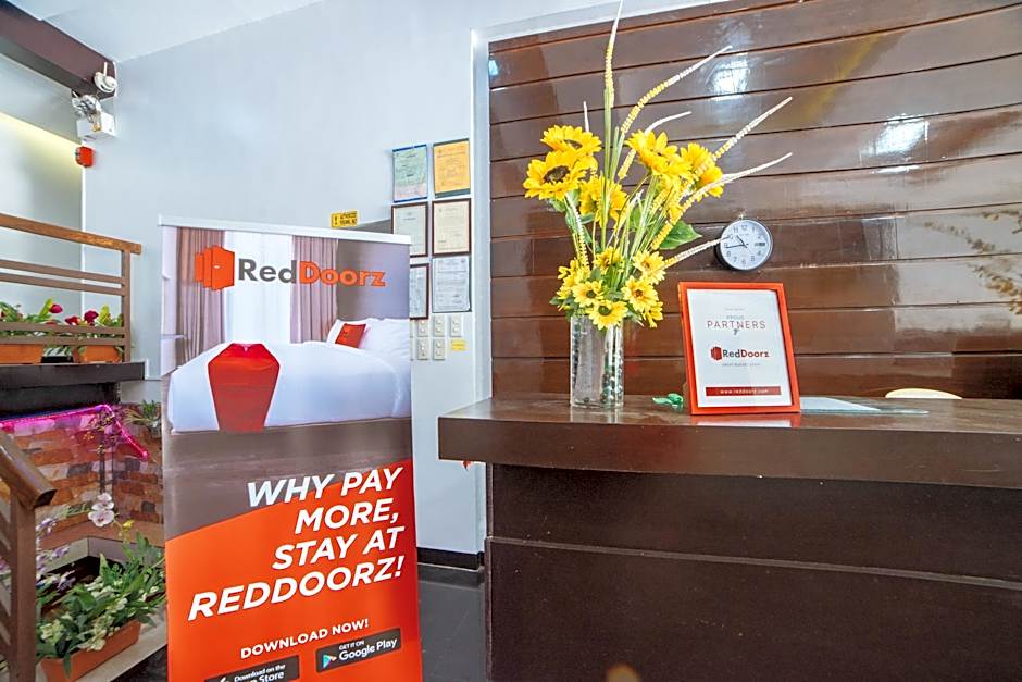 RedDoorz near San Juanico Bridge