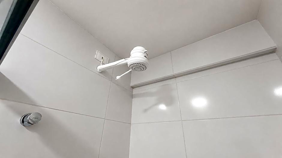 Prédio com excelente custo benefício!
