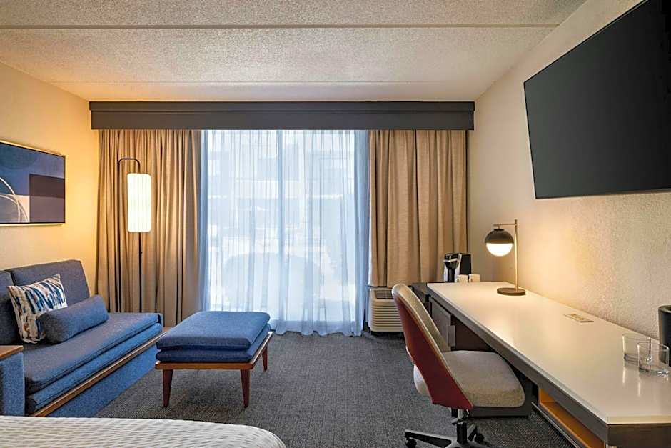 Courtyard by Marriott Atlanta Northlake