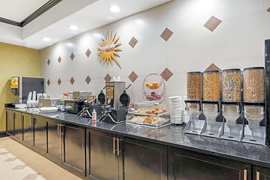 La Quinta by Wyndham McAlester