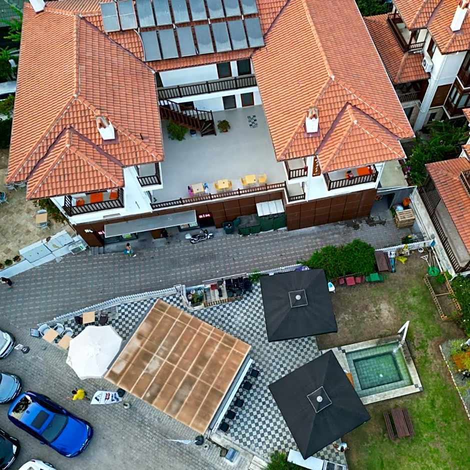 Akyaka Nehir Butik Otel