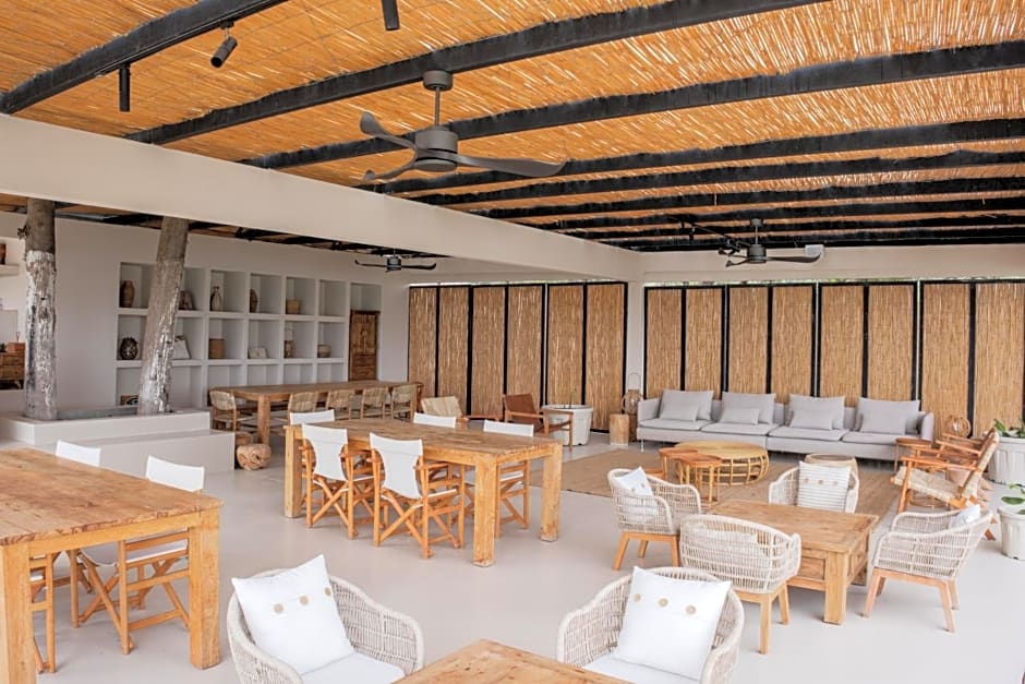 GAIA Alaçatı BY THE SEA - Adult Only