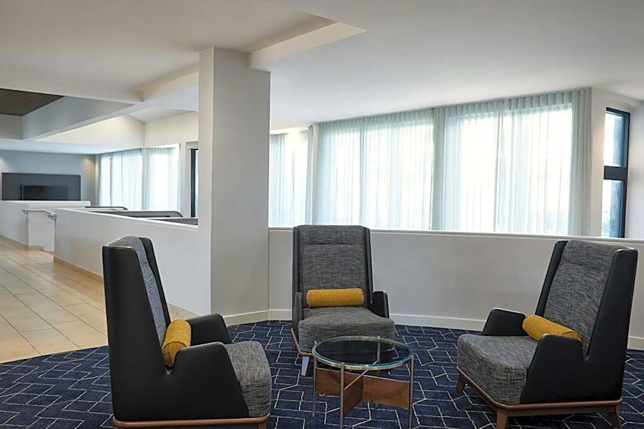 Courtyard by Marriott St. Louis Creve Coeur