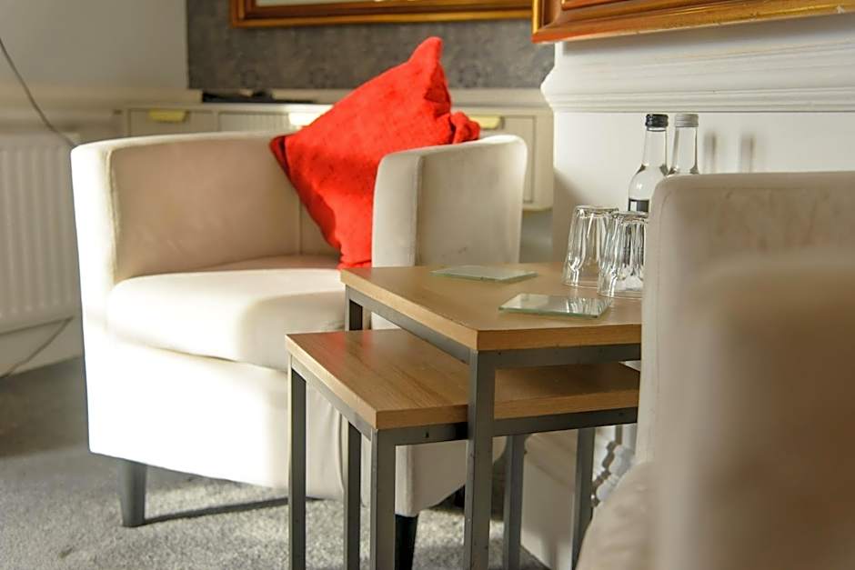 Woodlands Lodge Hotel