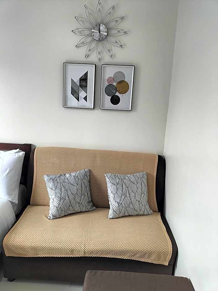 Cozy35 The Persimmon Studio, Near Airport, SM, Ayala, Cebu Business Park, Cebu IT Park