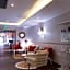Zenitude Hotel la Valadiere, an Ascend Collection Hotel