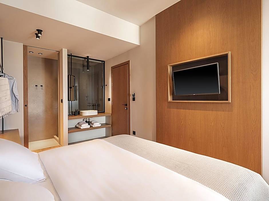 Theofilos City Hotel