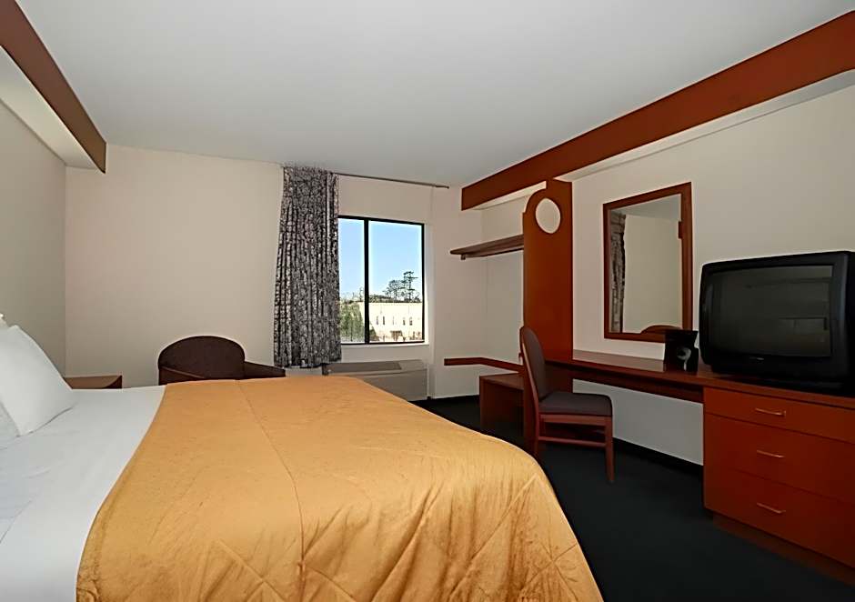 Baymont by Wyndham Mooresville