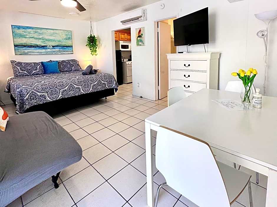 Southwinds Inn by The Gold Nests