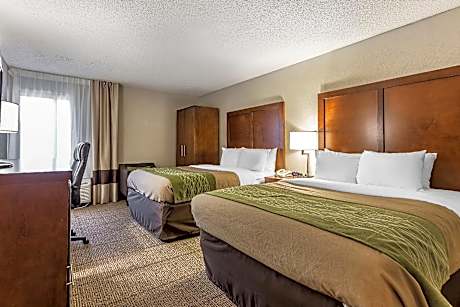 Queen Room with Two Queen Beds - Non-Smoking