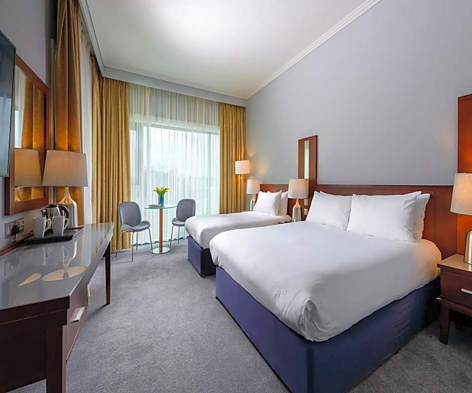 Shearwater Hotel & Spa