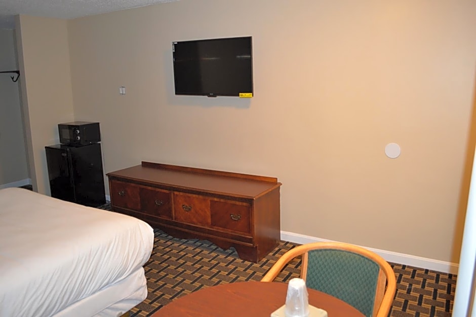 Nashoba Valley Inn & Suites